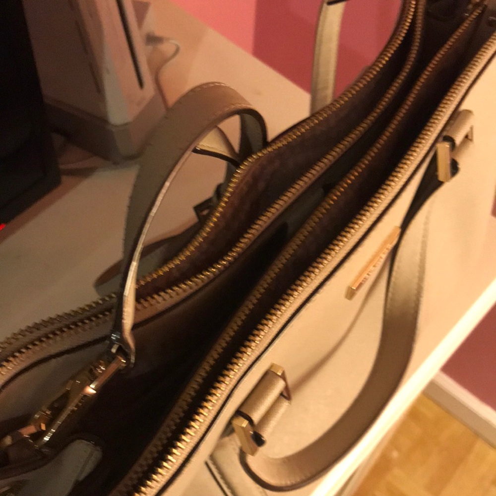 Kate spade bag for sale - Picture 3 of 8